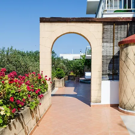 Apartman Yialos *